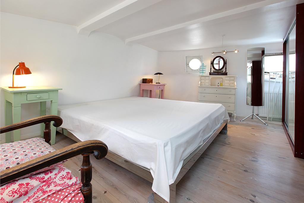 Copenhagen Houseboat Hotel Zewnętrze zdjęcie