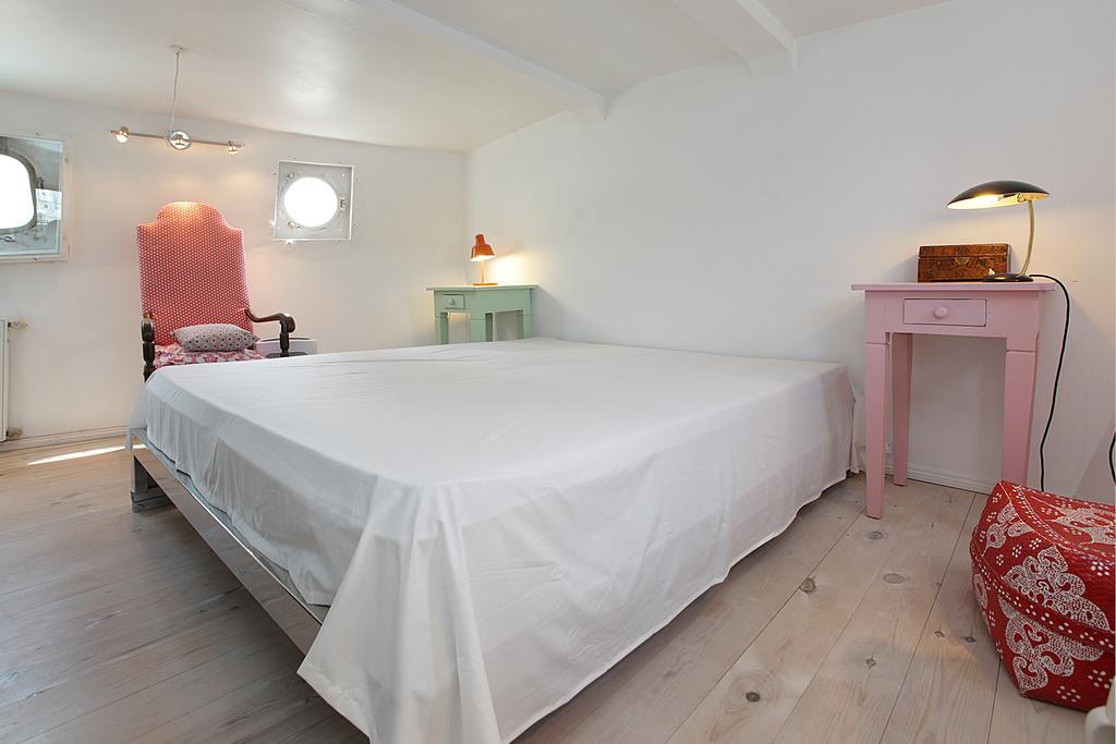 Copenhagen Houseboat Hotel Zewnętrze zdjęcie