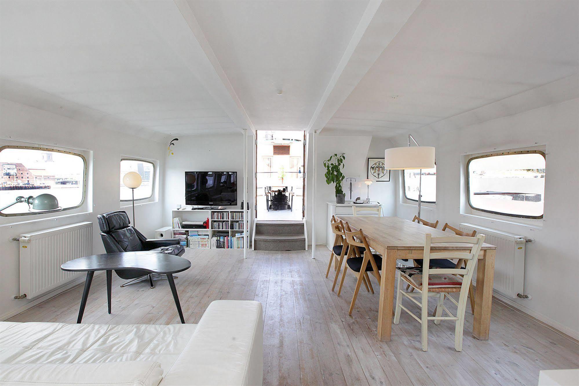 Copenhagen Houseboat Hotel Zewnętrze zdjęcie