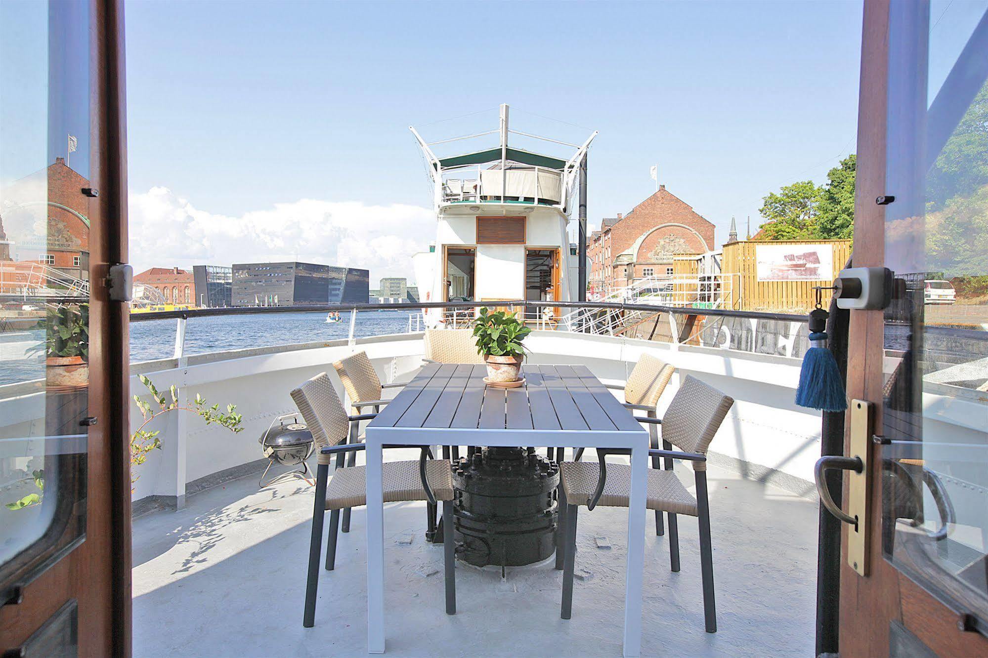 Copenhagen Houseboat Hotel Zewnętrze zdjęcie