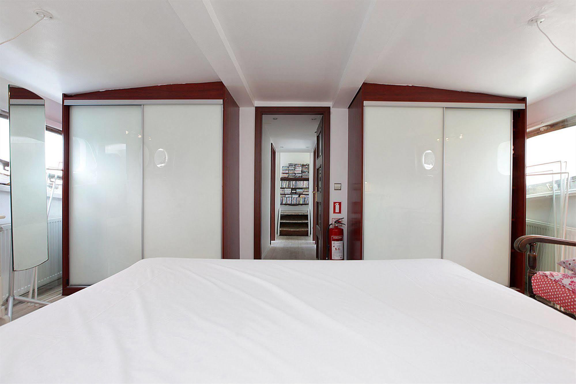 Copenhagen Houseboat Hotel Zewnętrze zdjęcie