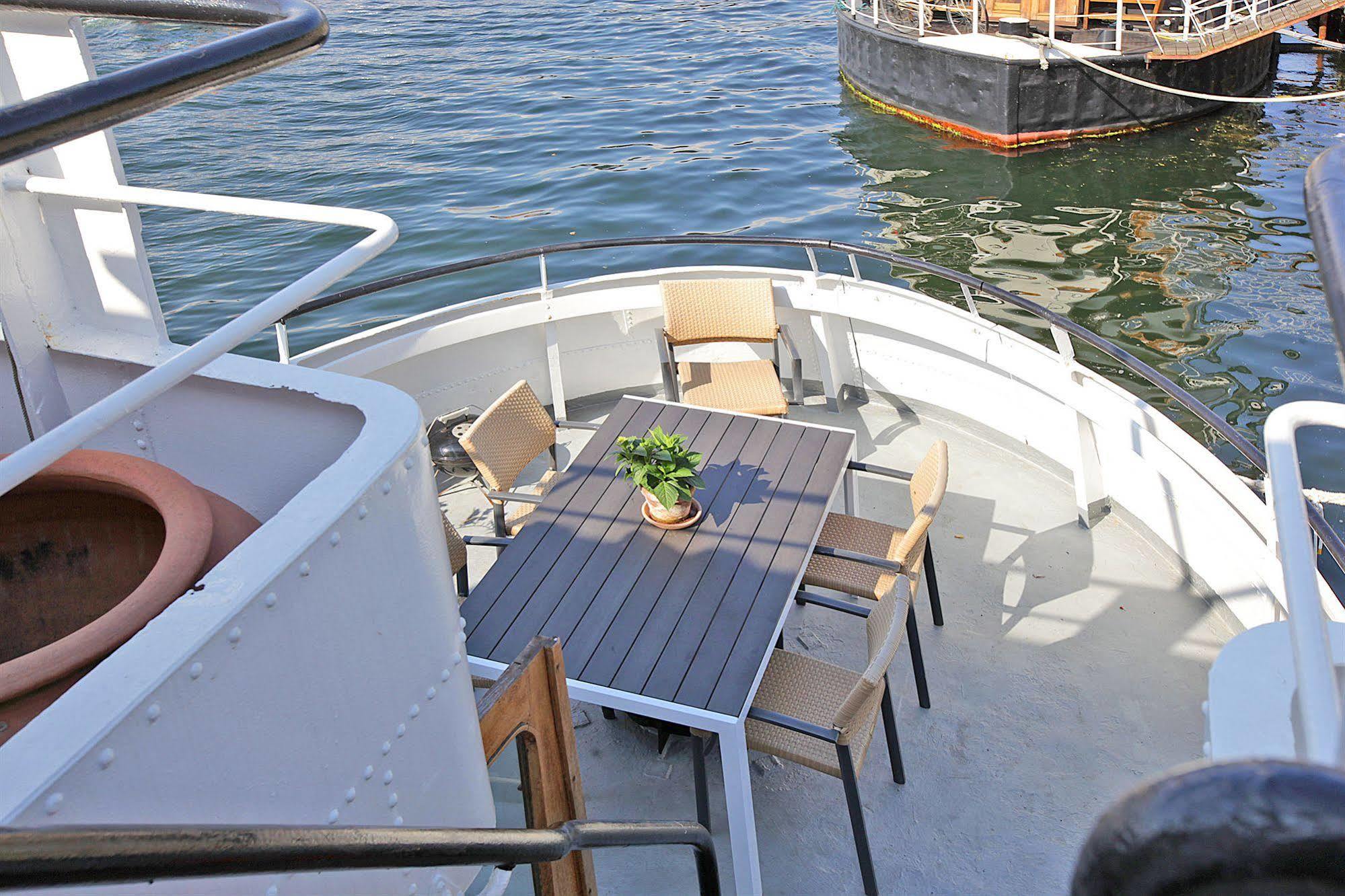 Copenhagen Houseboat Hotel Zewnętrze zdjęcie