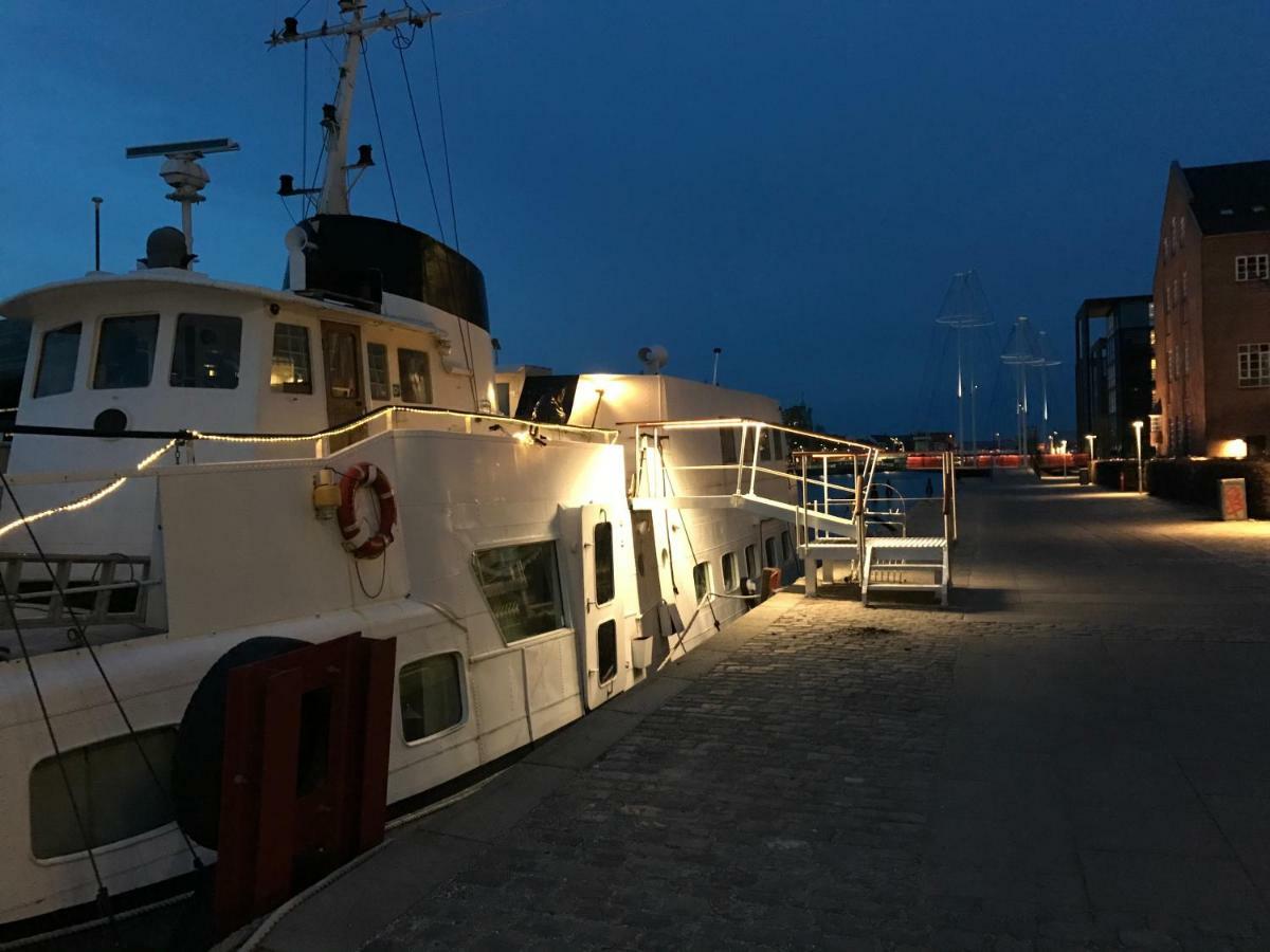Copenhagen Houseboat Hotel Zewnętrze zdjęcie